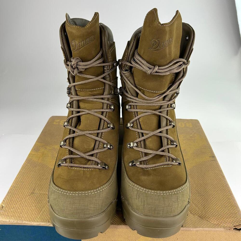 Danner 7” Combat Hikers - Men’s 12M